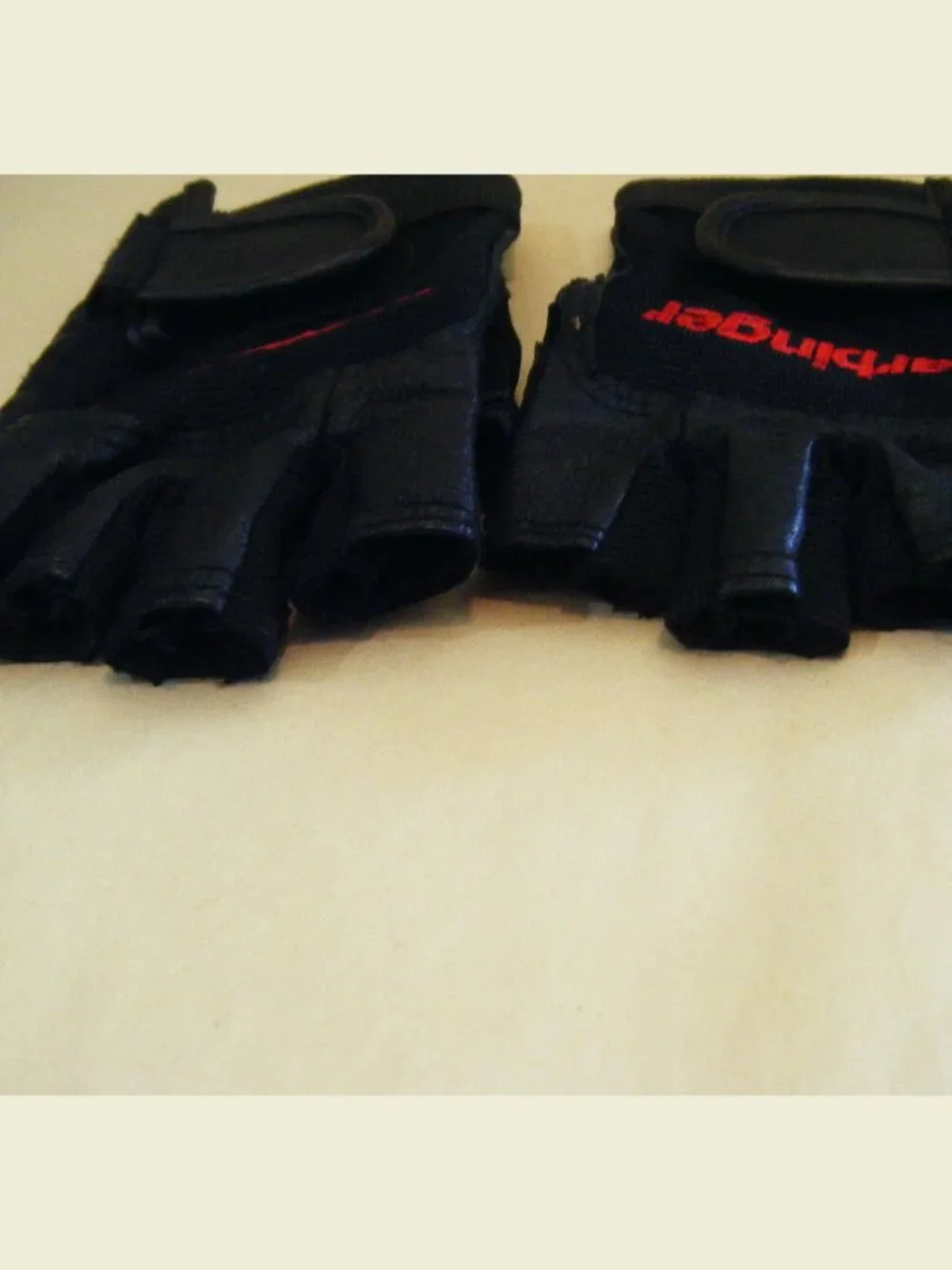 Harbinger Athletic Gym Gloves Size Small